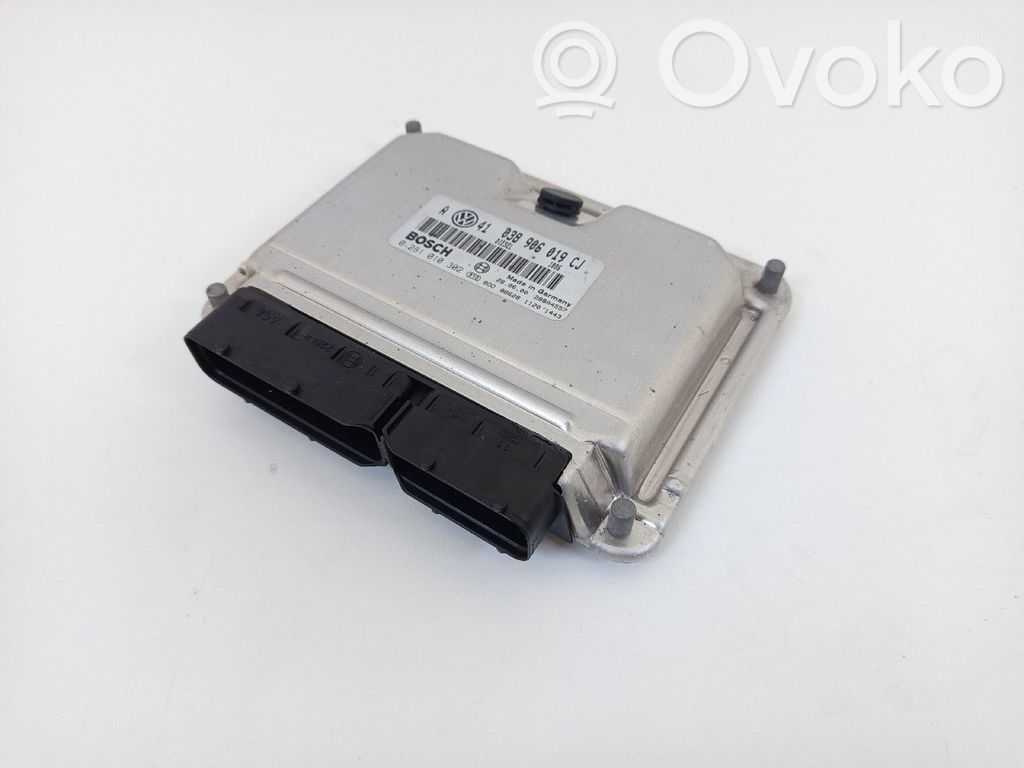 Engine control unit/module   038906019CJ,0281010302,BOSCH