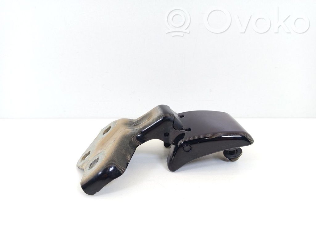 Loading door upper hinge   9820017880