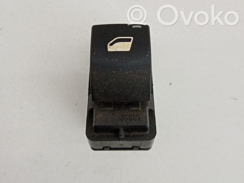 Electric window control switch   13820,11688