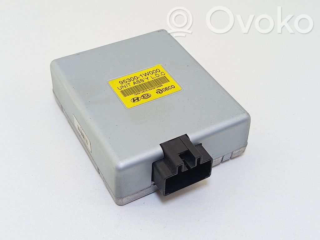 Sonstige Steuergeräte / Module   953001W000