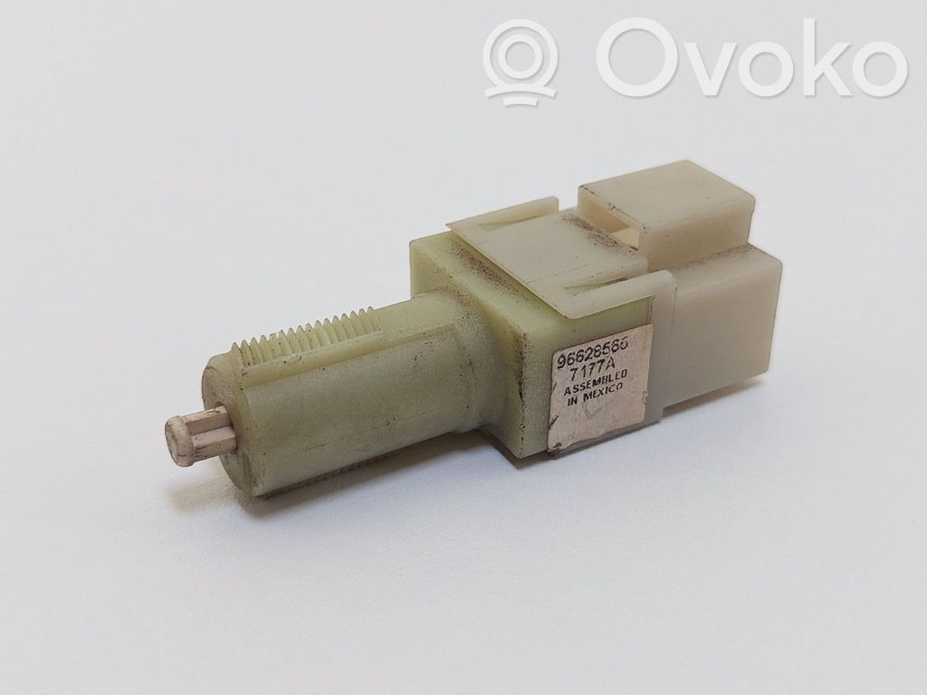 Sonstige Steuergeräte / Module   96628565
