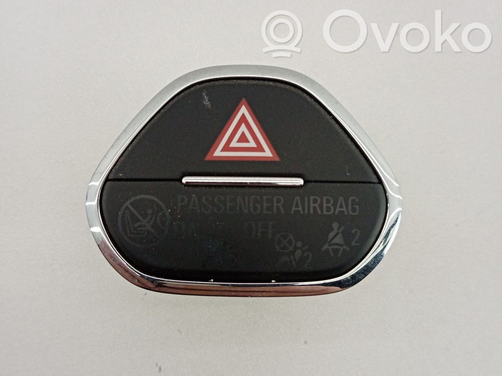 Opel Corsa E Botón interruptor de luz de peligro 