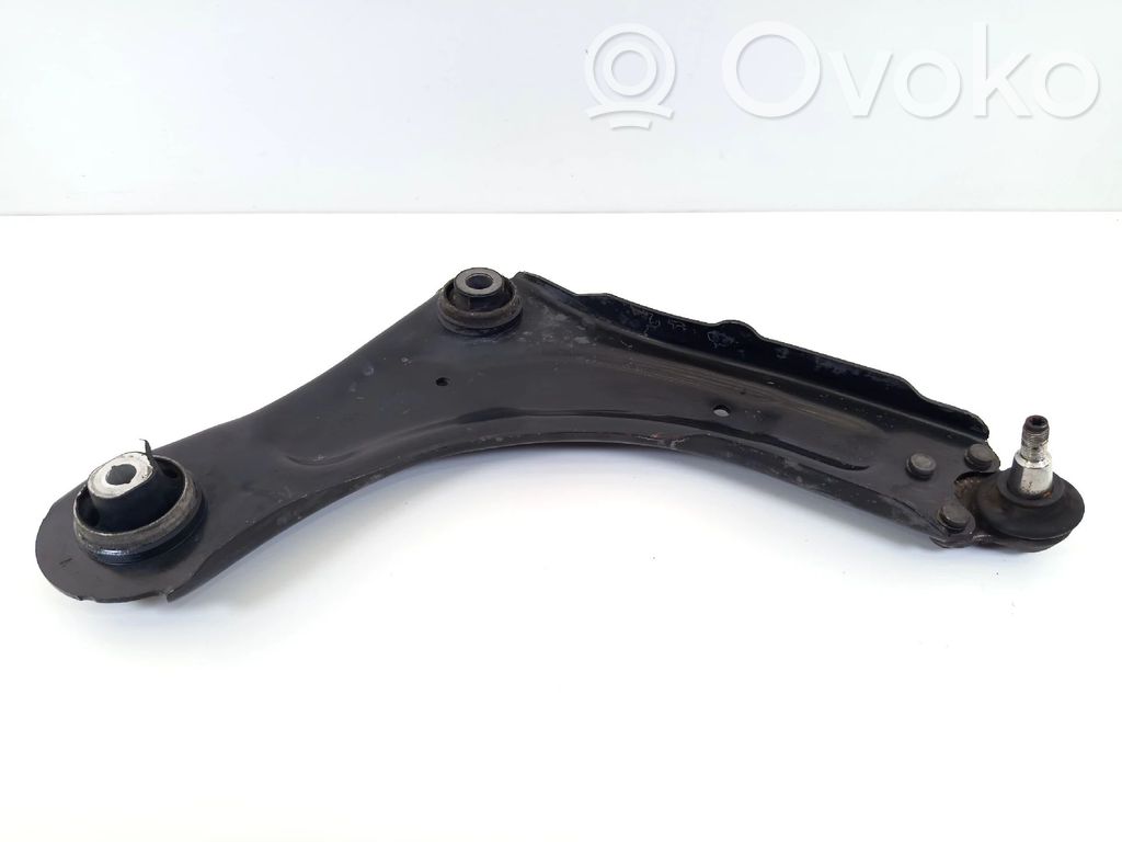 Front control arm   545008682R