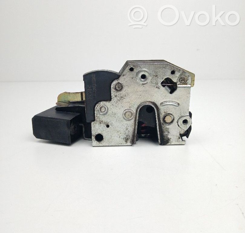 Rear door lock   67111387607