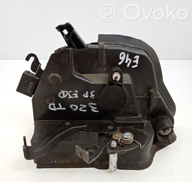 BMW 3 E46 Front door lock 