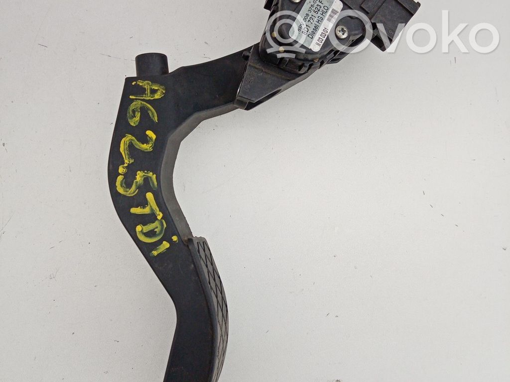 Accelerator throttle pedal   8D1721523F,6PV00837603