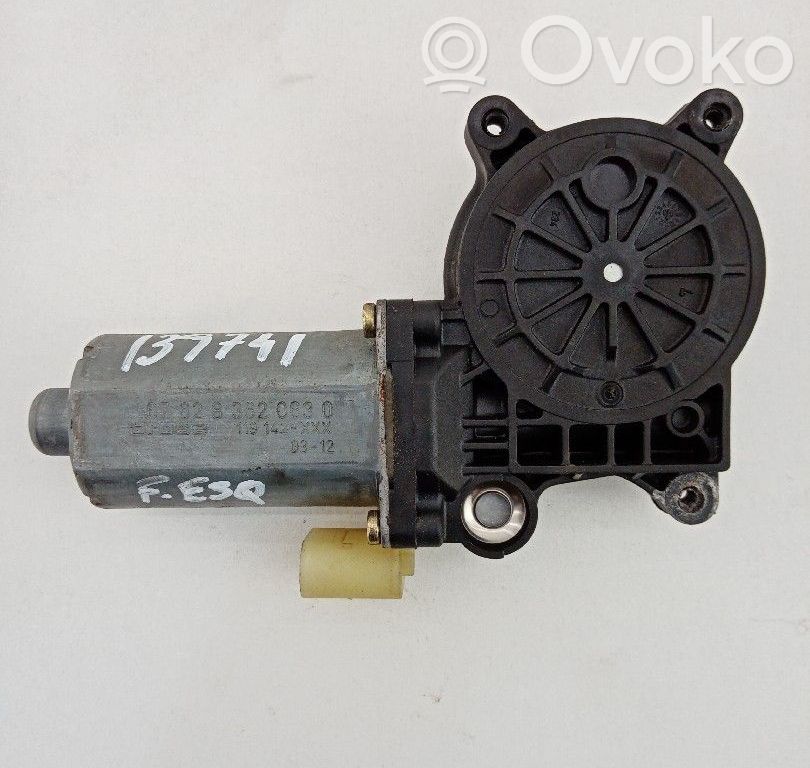 Front door window regulator motor   676283620630,0130821716,BOSCH