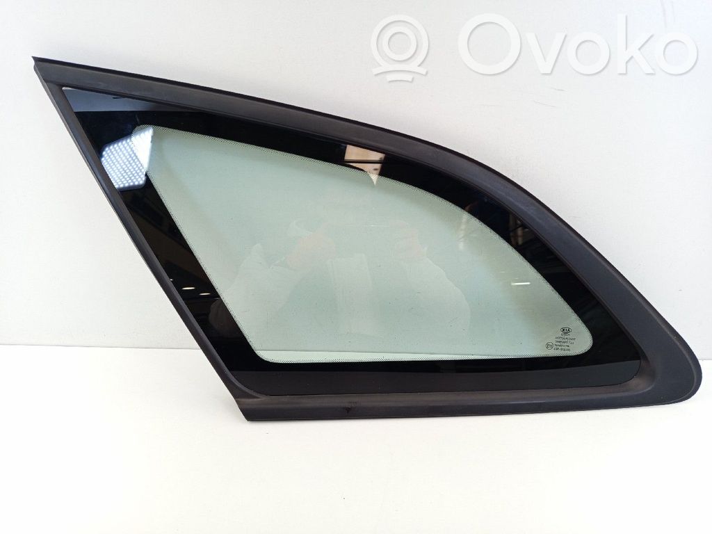 KIA Ceed Vidrio lateral trasero 