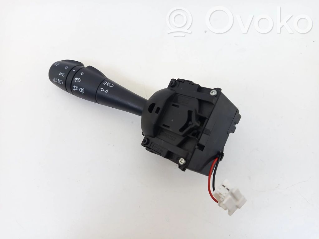 Dacia Logan II Wiper turn signal indicator stalk/switch 