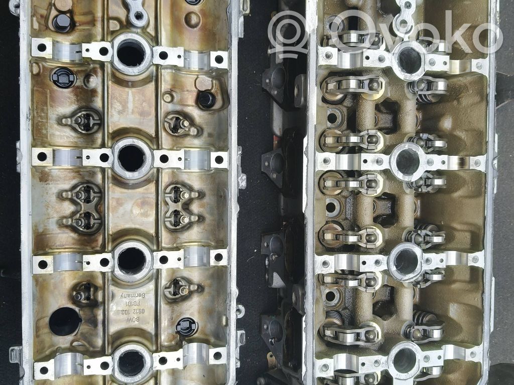 Engine head   079103404S