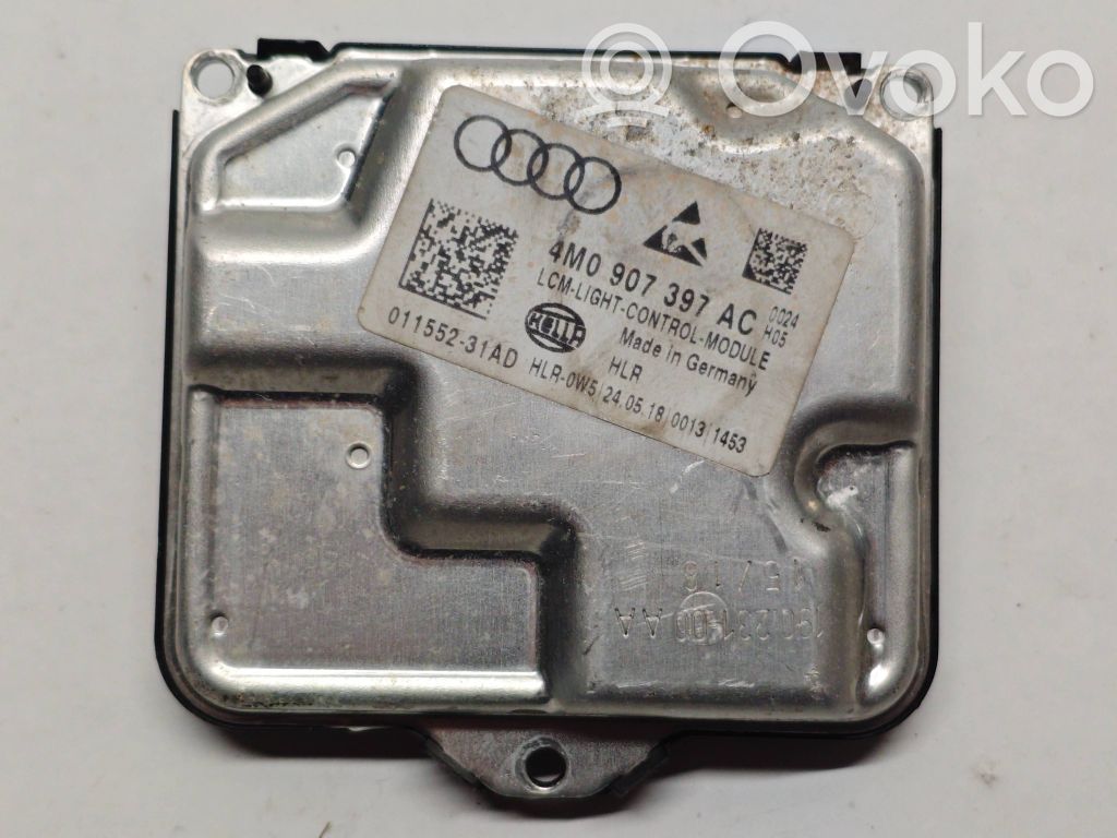 Audi Q7 4M Light module LCM 