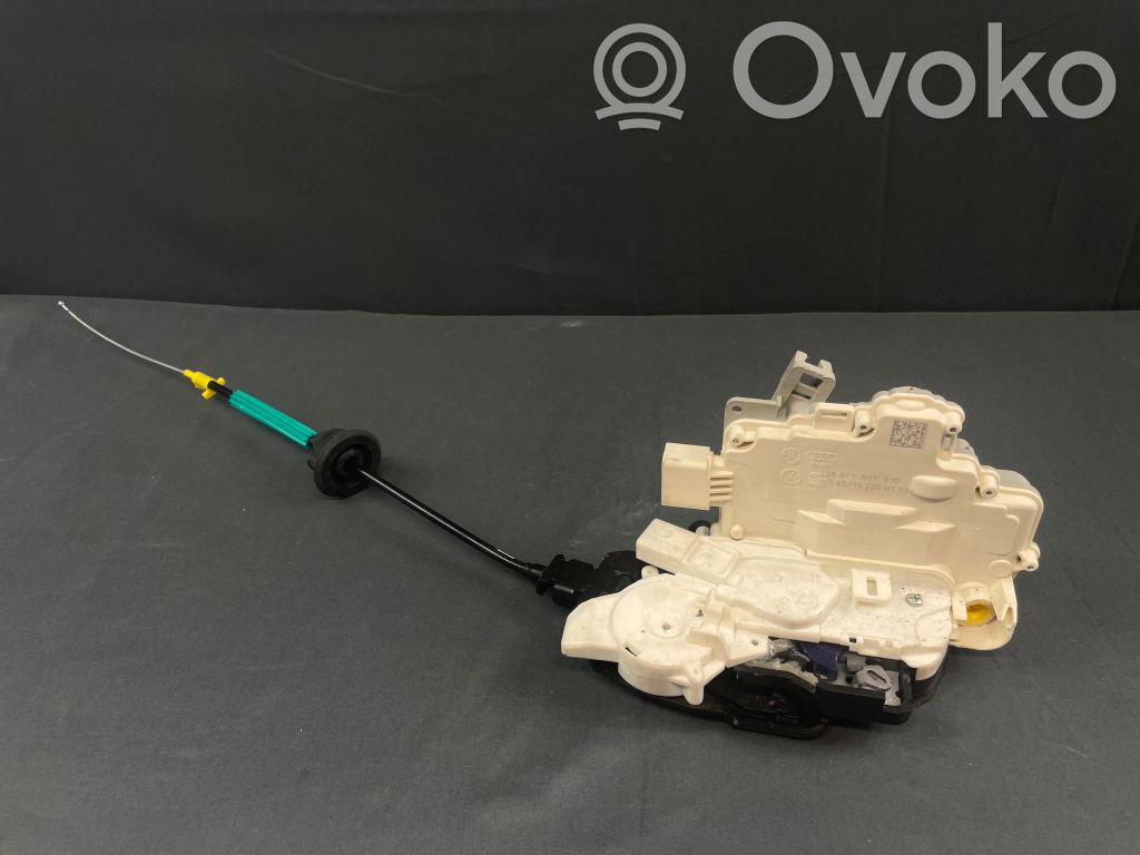 Audi A4 S4 B6 8E 8H Etuoven lukko 