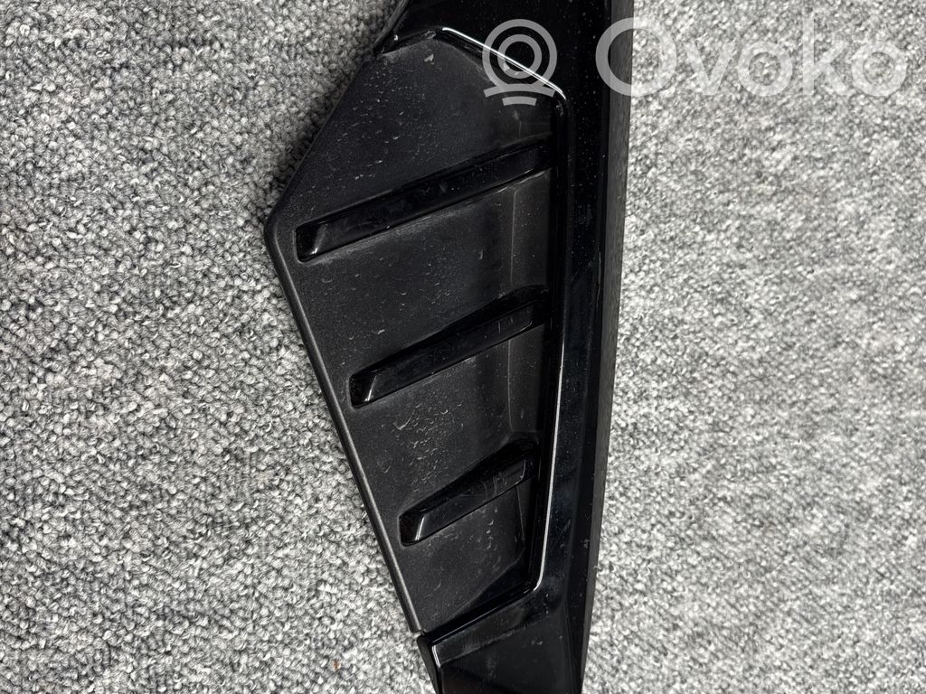 BMW X7 G07 Front bumper lower grill 