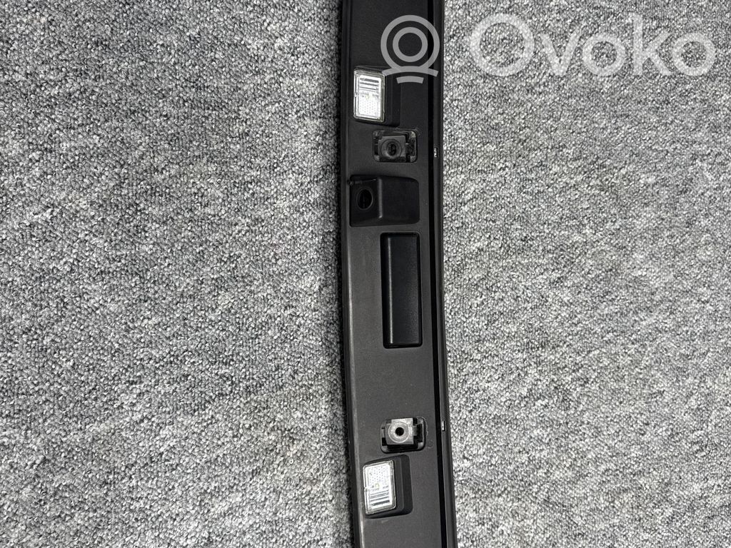 Mini Countryman U25 Tailgate/boot open switch button 
