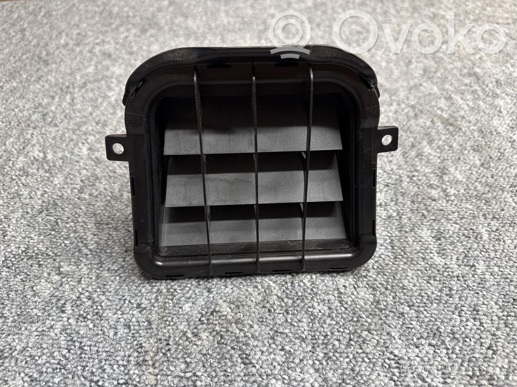 Audi A4 S4 B6 8E 8H Kratka wentylacyjna pod zderzakiem tylnym 