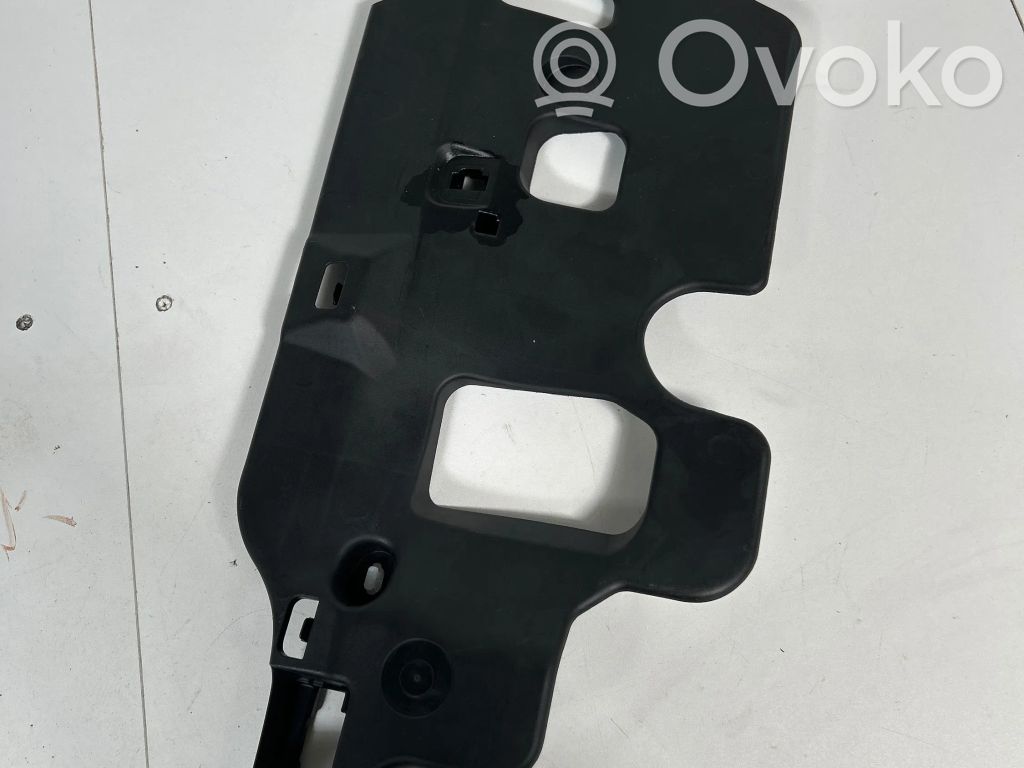 Toyota Corolla E210 E21 Kita salono detalė 