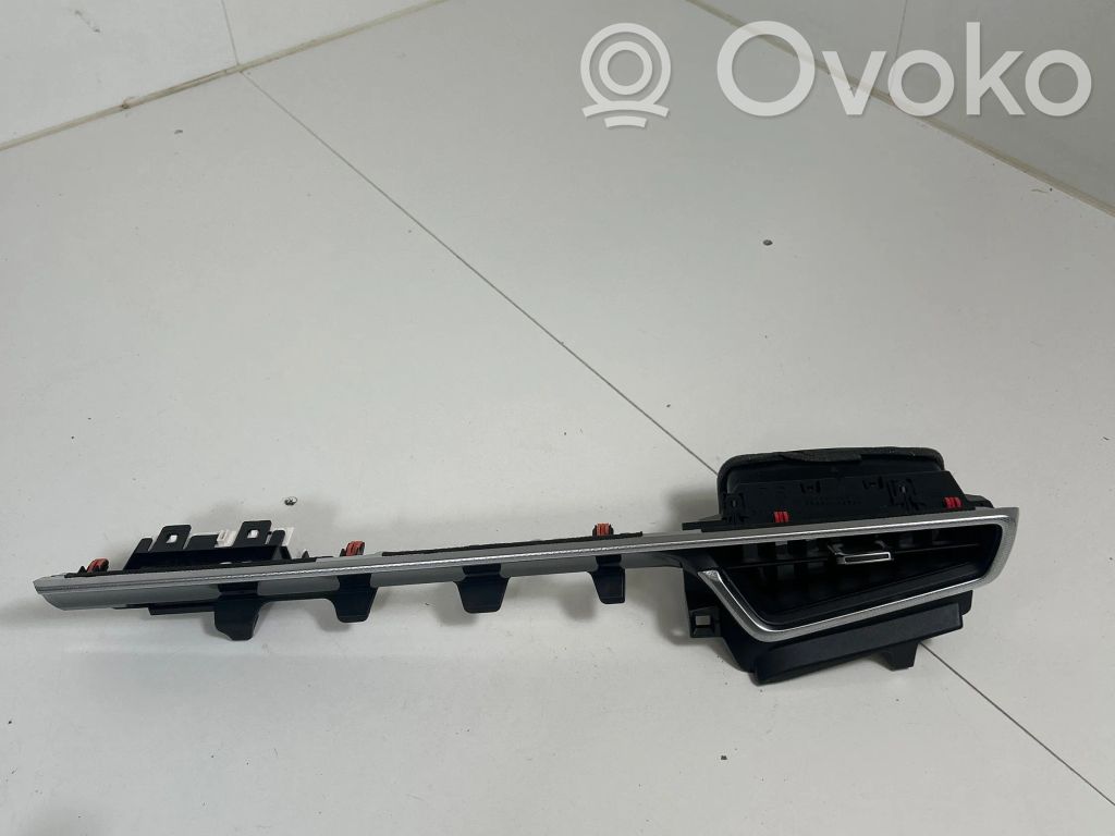 Toyota Corolla E210 E21 Kojelaudan sivutuuletussuuttimen kehys 