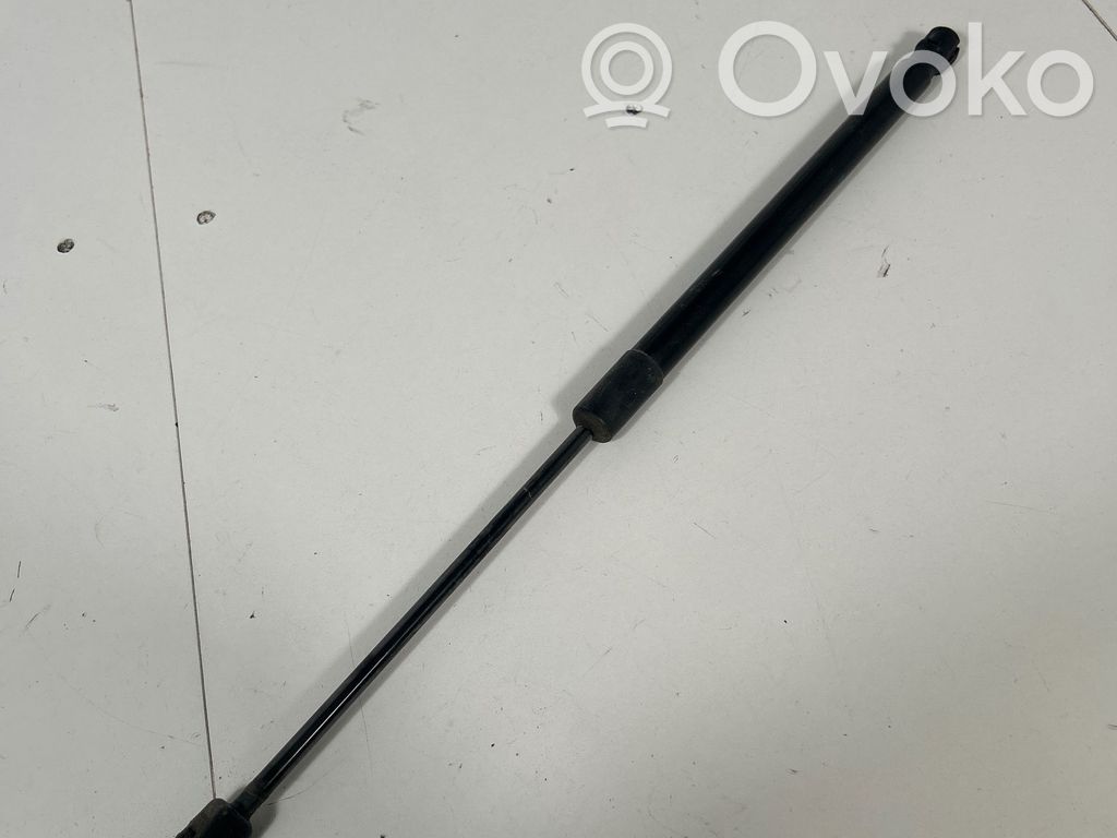 Audi A6 C7 Tailgate strut 