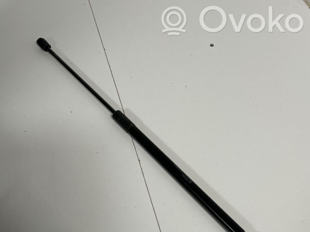 Siłownik maski przedniej   7P5823359
