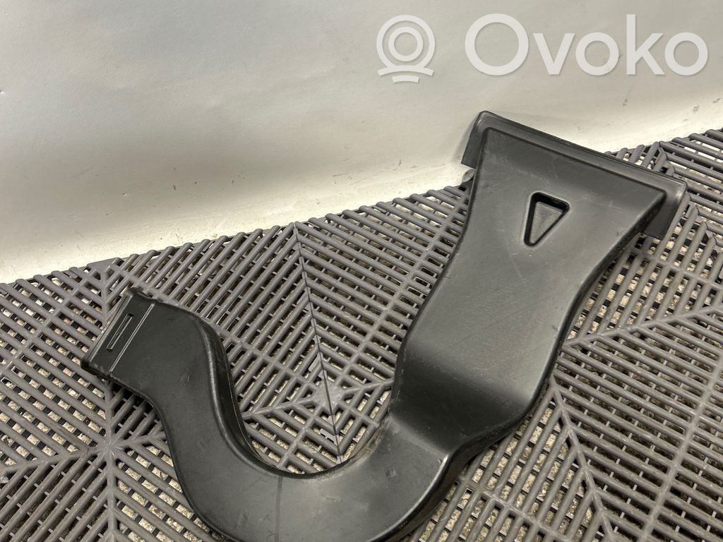 Tesla Model Y Ohjaamon sisäilman ilmakanava 