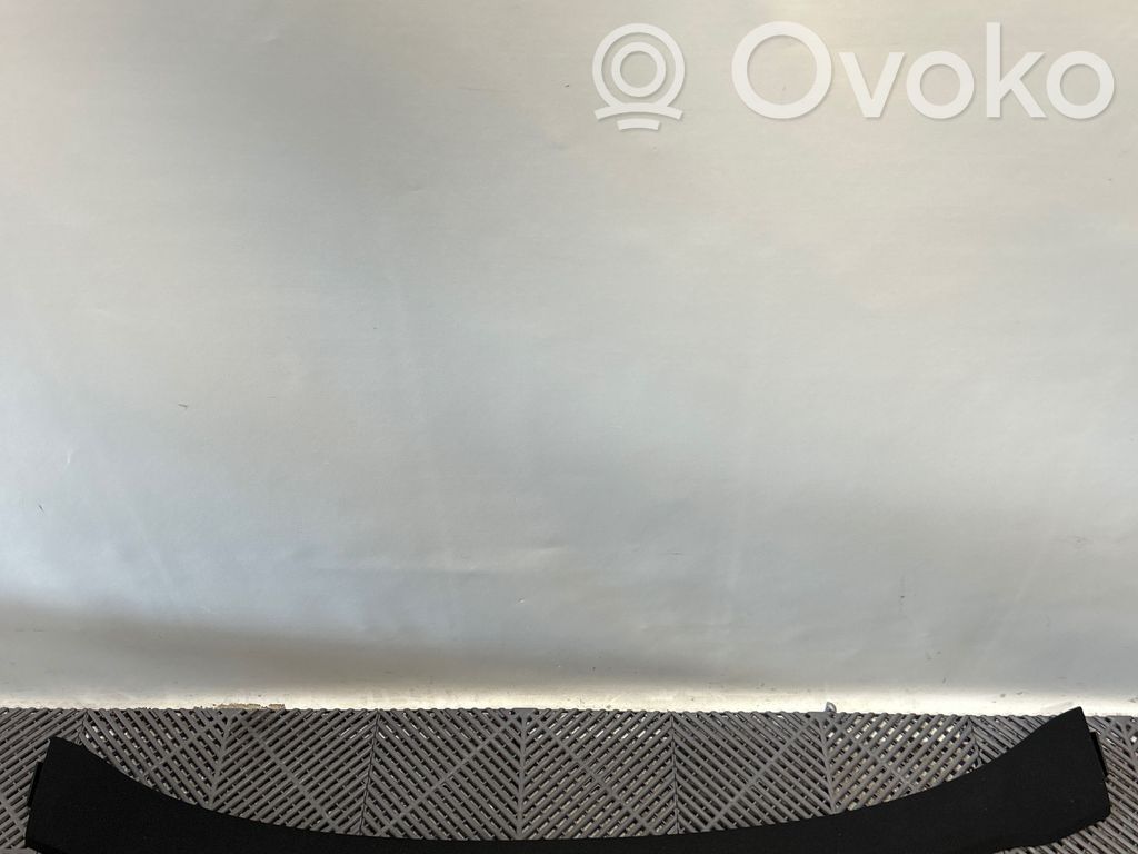 Tesla Model Y Panel trim 