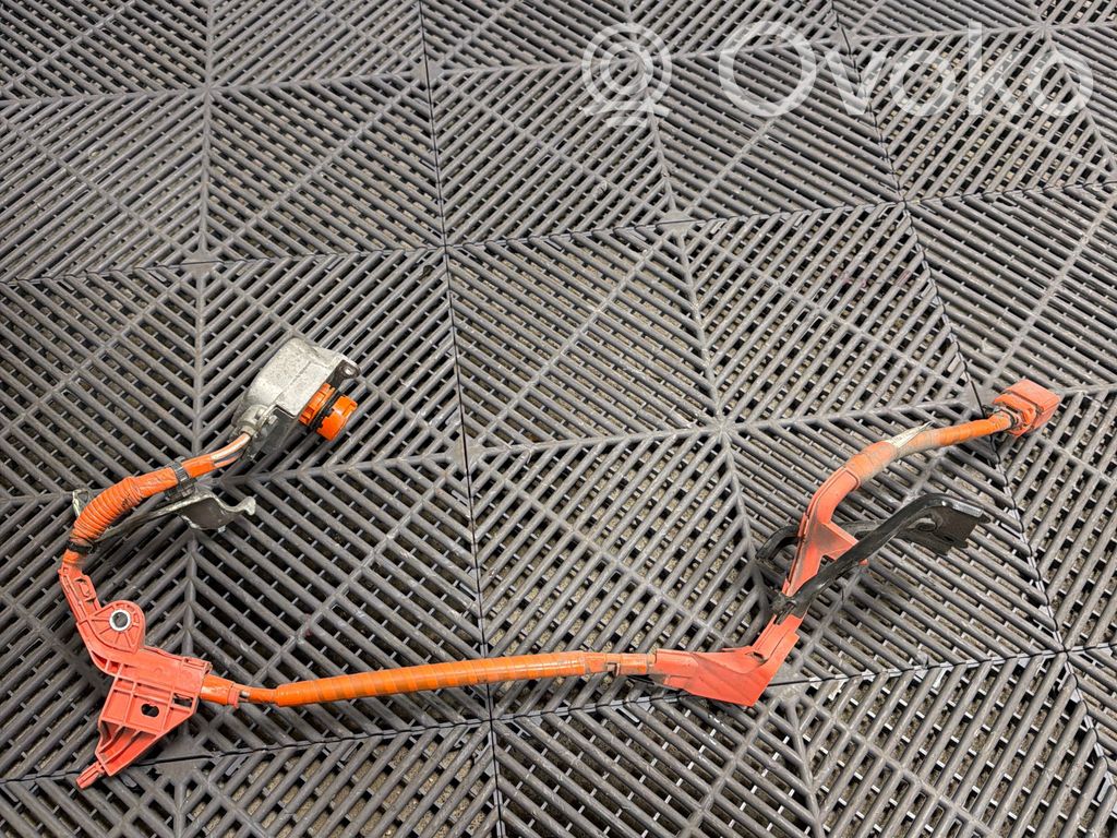 Otros cableados   821H247010B