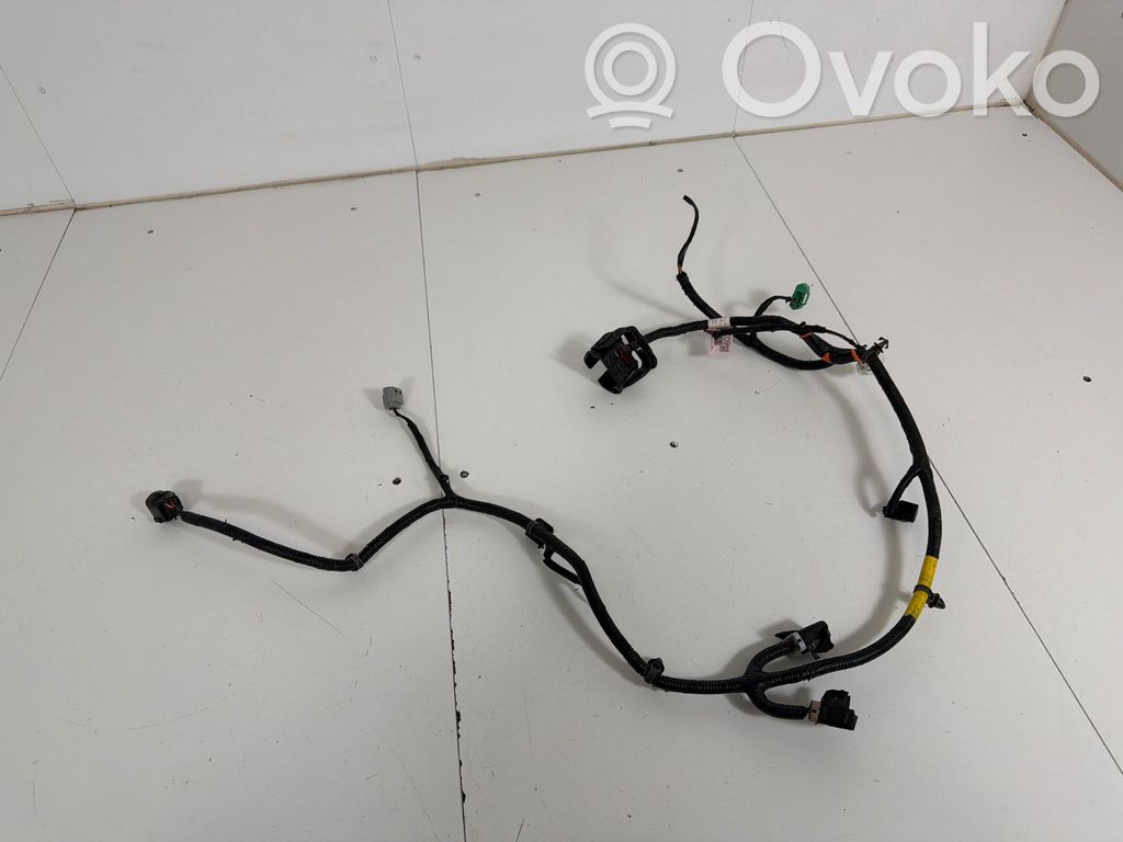 Cableado del sensor de aparcamiento (PDC)   91880AT092