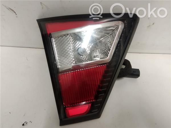 Ford Kuga I Takavalon polttimo 