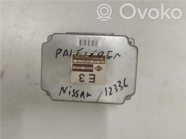 Nissan Pathfinder R51 Engine control unit/module 