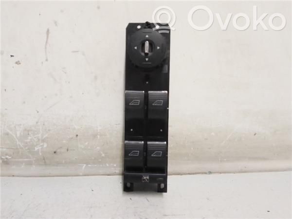 Interruptor del elevalunas eléctrico   AM5T14A132AA