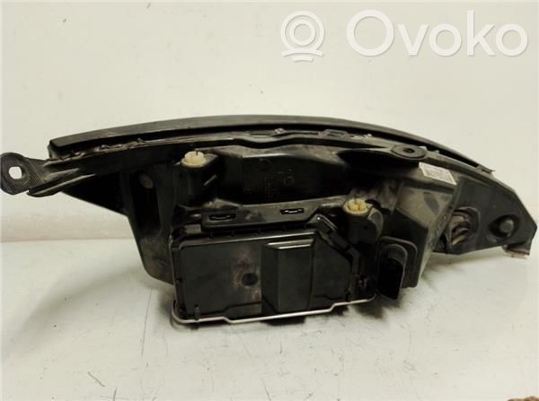 Headlight/headlamp   2M5113W030BG