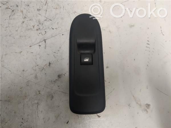 Electric window control switch   96637534XT