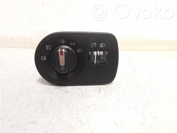 Seat Leon (1P) Interruptor de luz 