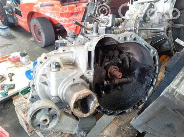 KIA Picanto Cutie viteze manuală cu 5 trepte 