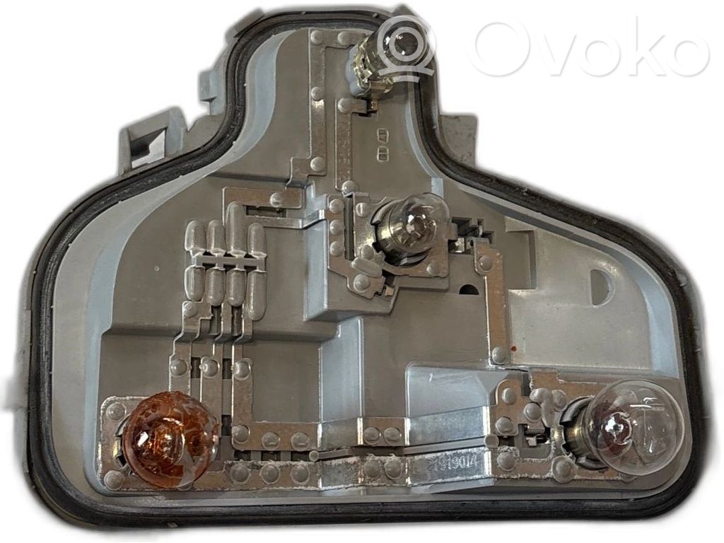 Audi A3 S3 8P Takavalon osa 