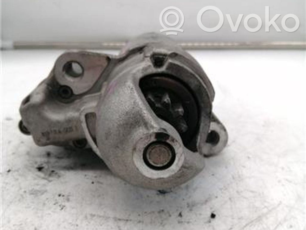 Audi A6 S6 C6 4F Starteris 