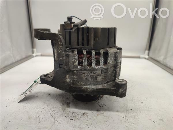 Audi A6 S6 C5 4B Ģenerators 