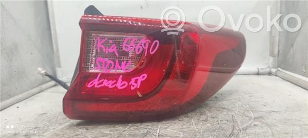 KIA Stonic Luz trasera/de freno 