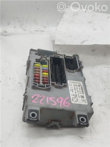 Fuse box set   01368892080,1368892080,01368892080,1368892080