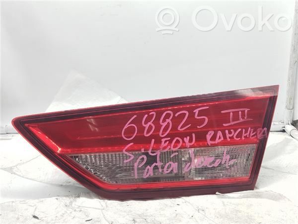 Rear/tail lights   5F9945094,5F9945094