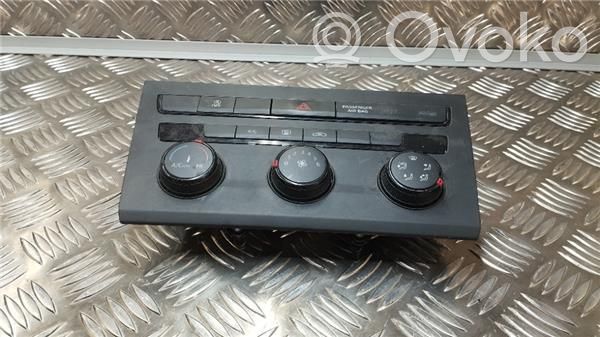 Seat Leon (5F) Climate control unit 
