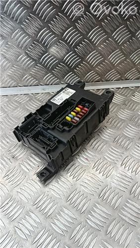 Fuse box set   13142241,13142241