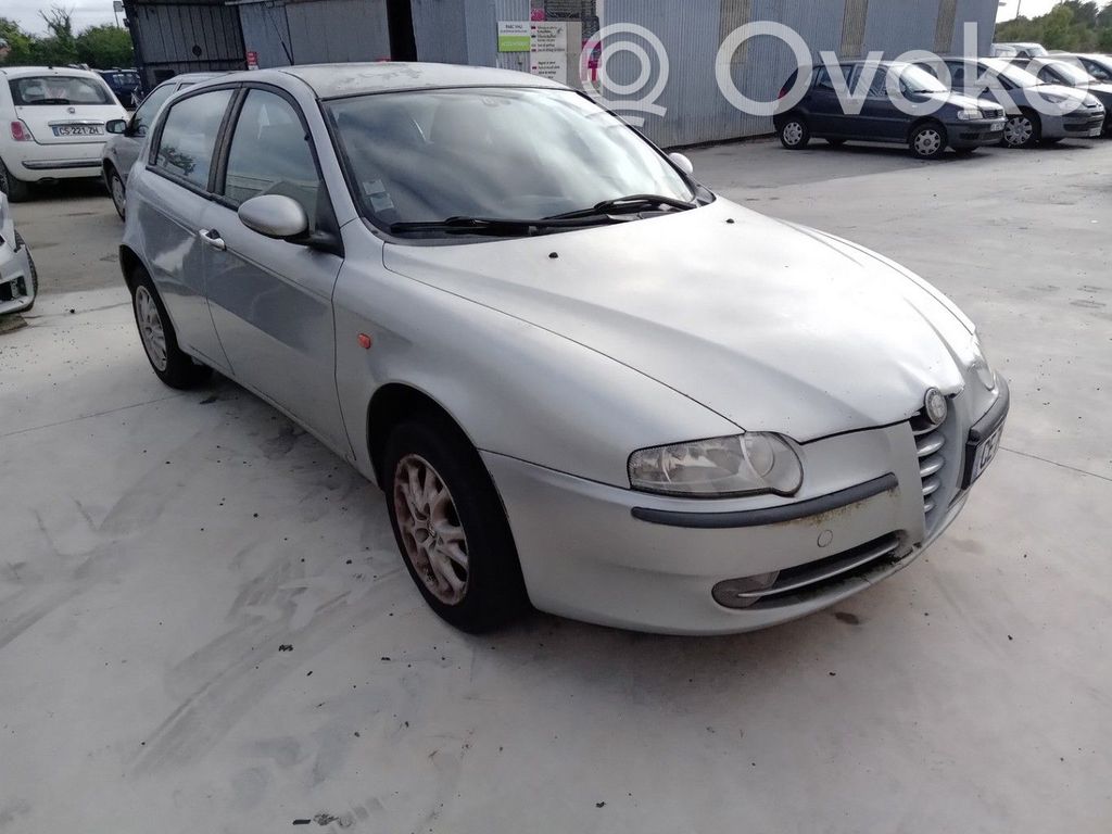 Alfa Romeo 147 Etuapurunko 
