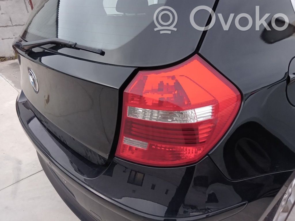 BMW 1 E81 E87 Galinis žibintas kėbule 
