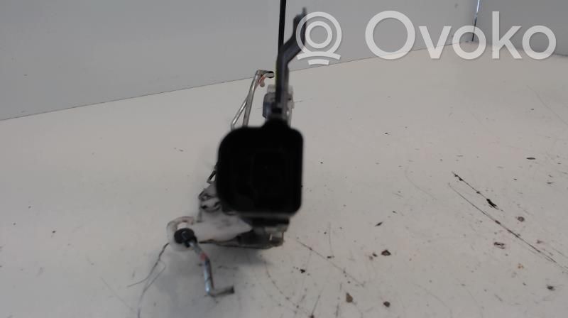 Citroen C1 Priekšpusē slēdzene 