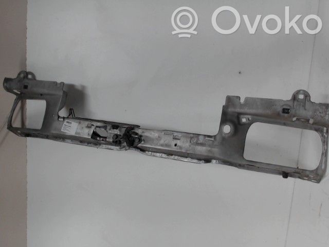 Citroen Saxo Pas przedni 