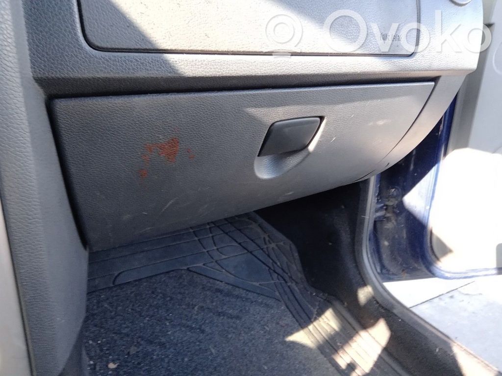 Dacia Logan I Schowek deski rozdzielczej / Komplet 