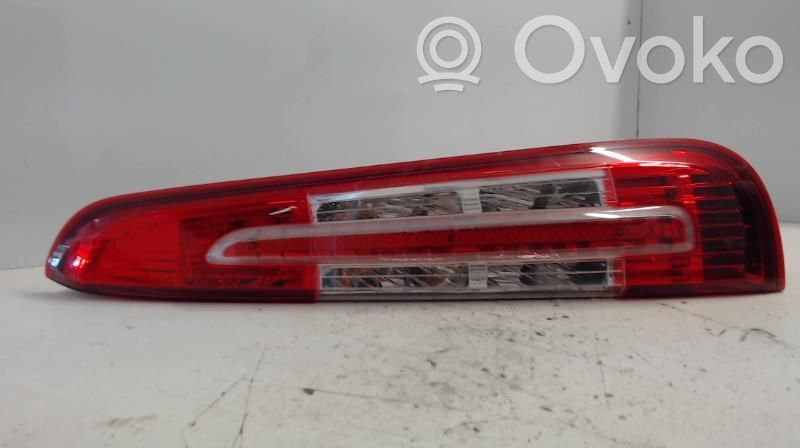 Ford C-MAX I Rear/tail lights 