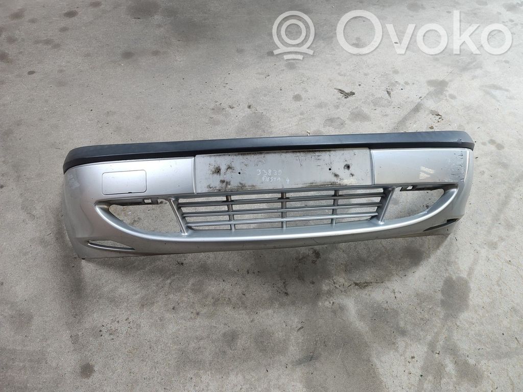 Ford Fiesta Parachoques delantero 
