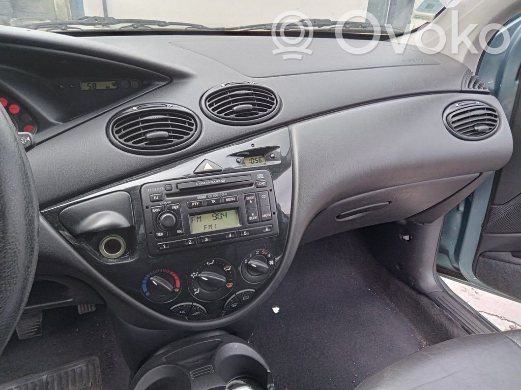 Ford Focus Hazard light switch 